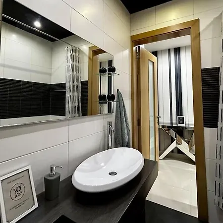 Salina Maisonette - Pool Access شقة