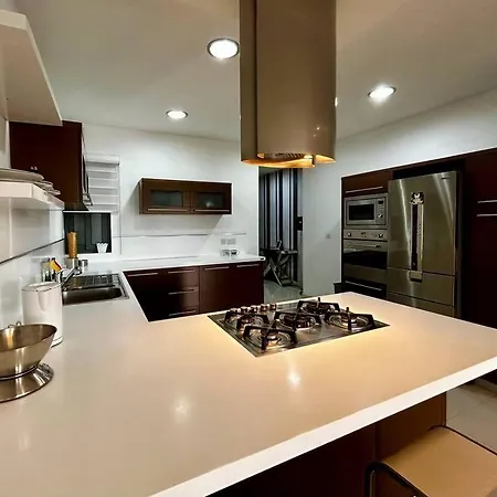 Salina Maisonette - Pool Access ناسار