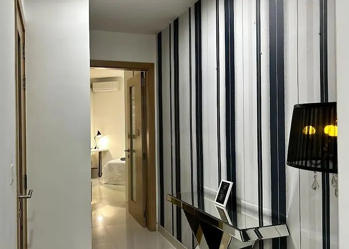 Salina Maisonette - Pool Access Apartament